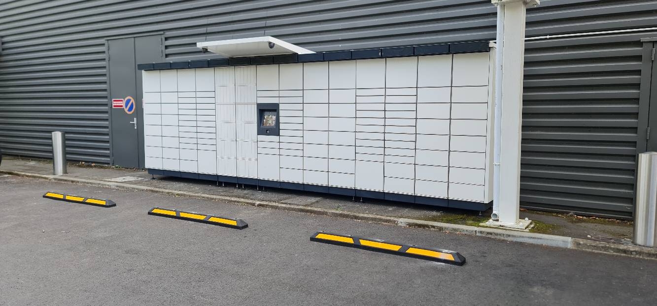 Locker 24/7 Hyper U la Chapell, Rue d'Utrecht, 44240 La Chapelle-sur-Erdre