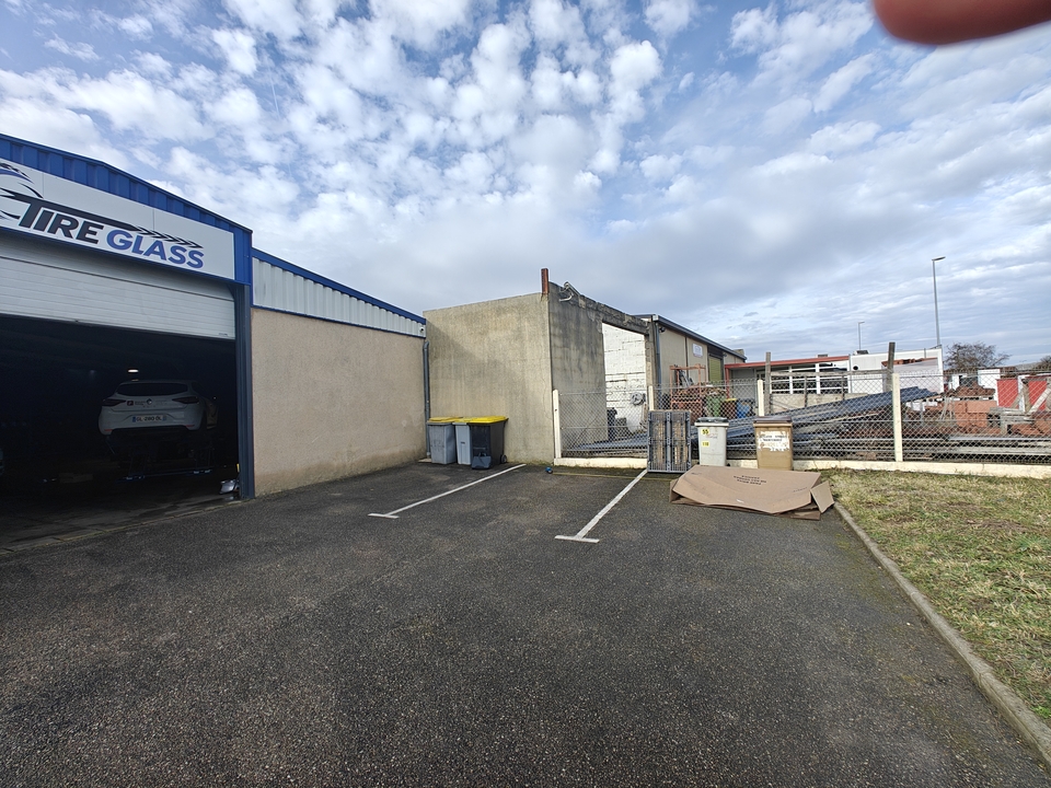 Locker Tire Glass 27940 Le Val-d'Hazey, 182 182 Rue de la Céramique, 27940 Le Val-d'Hazey