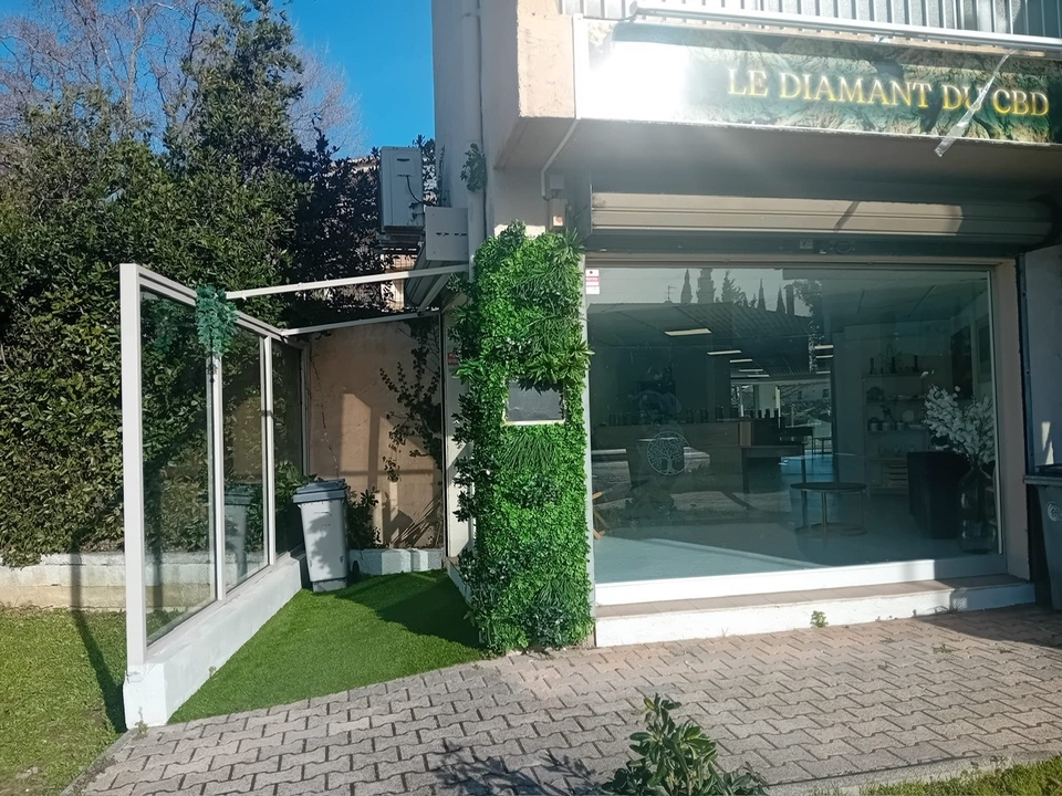 Le Diamant du Cbd, 730 Avenue de la Mer, 83140 Six-Fours-les-Plages