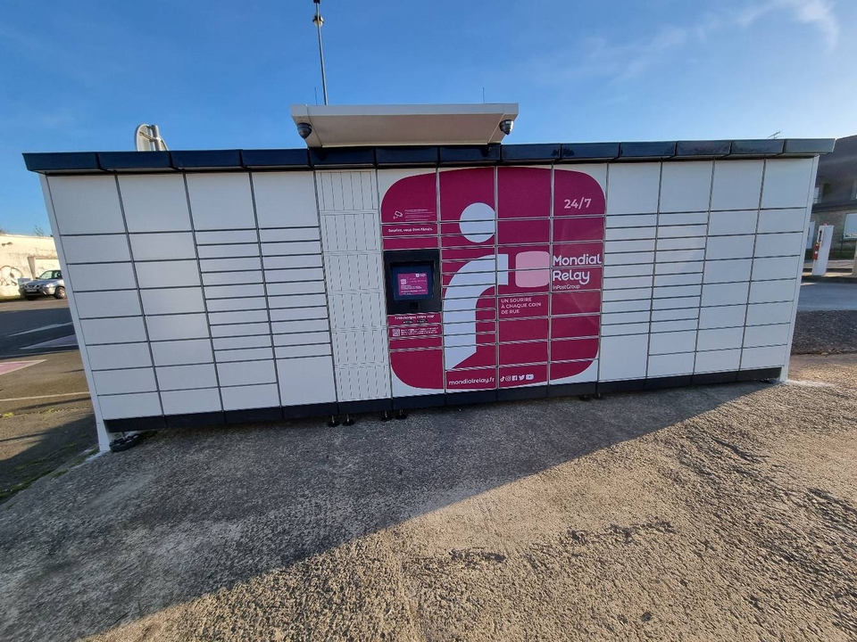 Locker 24/7 Carrefour Market 50170 Pontorson, 2 2 Route du Mont Saint-Michel, 50170 Pontorson