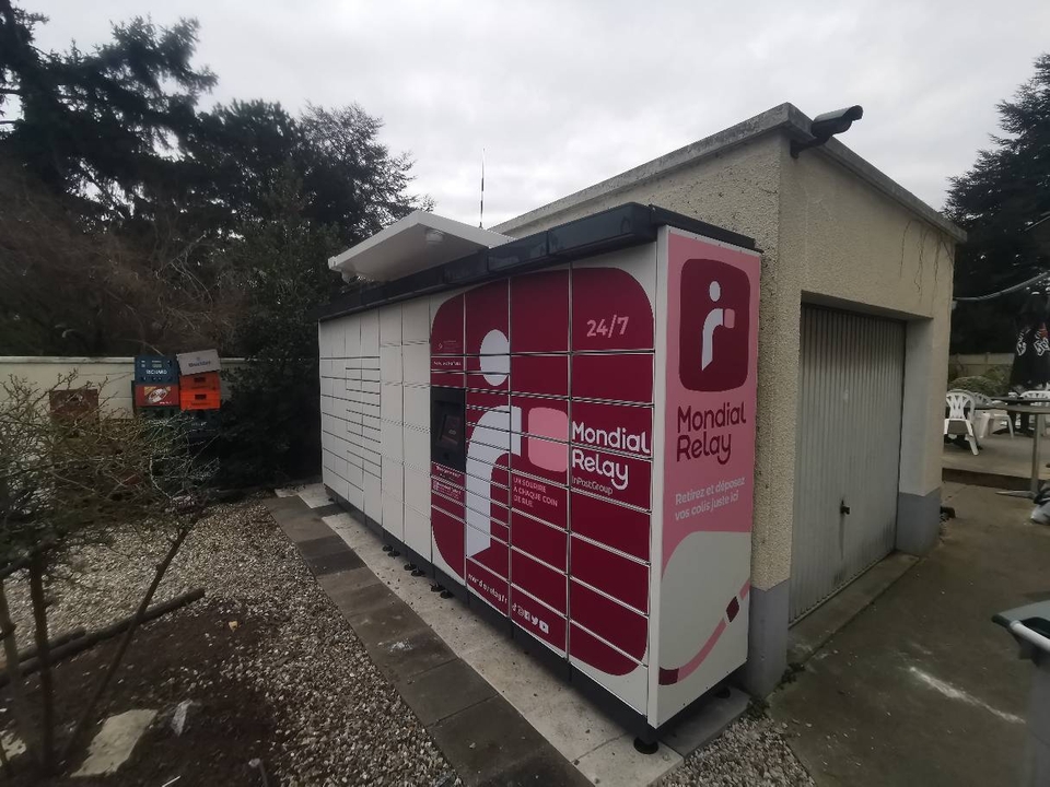 Locker Tabac Le Madrigal 93360 Neuilly-Plaisance, 64 64 Avenue Daniel Perdrigé, 93360 Neuilly-Plaisance