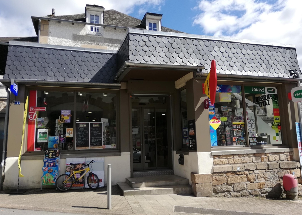 Le Trefle, 1 Avenue de la Gare, 19800 Corrèze