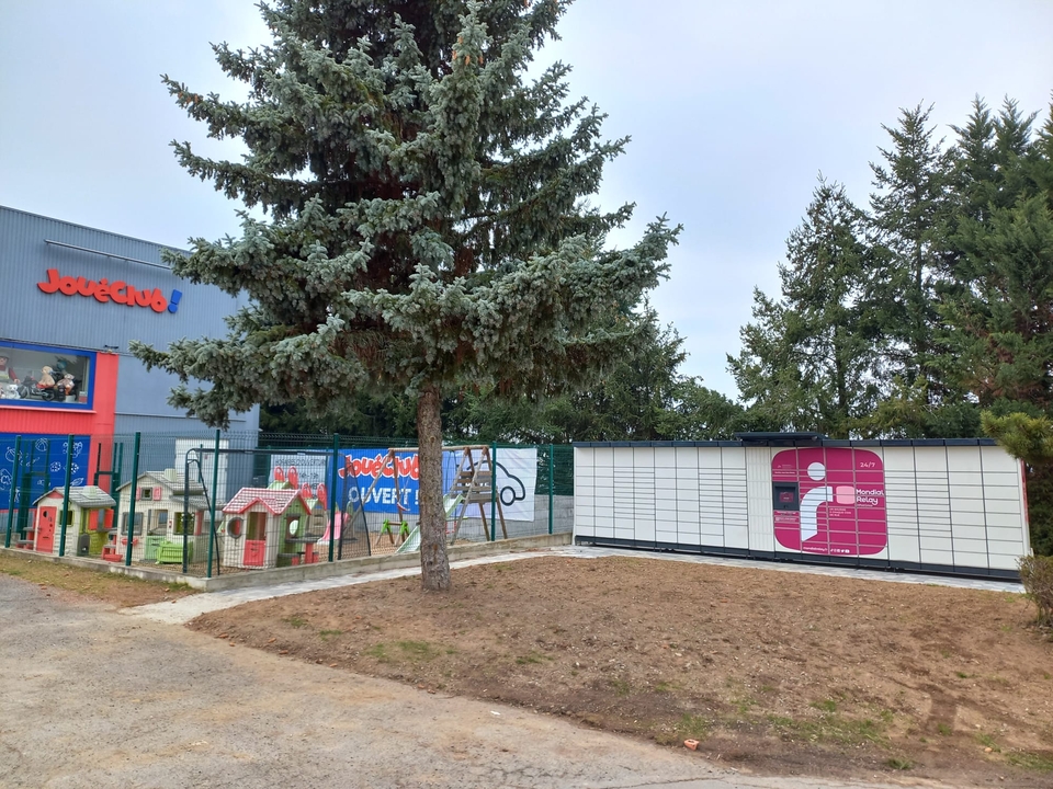 Locker 24/7 Jouet Club Saint-S, 903 969 Avenue du Forez, 69590 Saint-Symphorien-sur-Coise