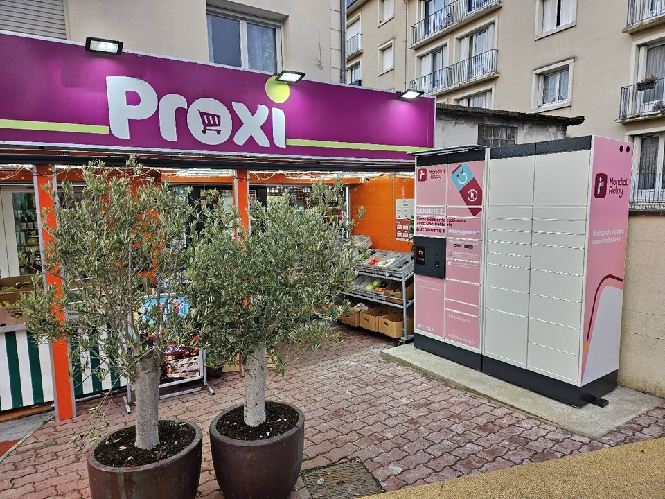 Locker 24/7 Marché Garenne, 41 41 Rue des Garennes, 92160 Antony