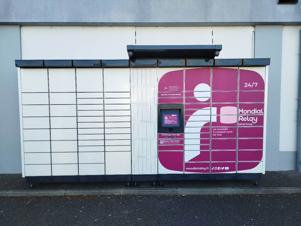 Locker 24/7 Lidl Anous 65200 Pouzac, 8 Avenue de la Mongie, 65200 Pouzac