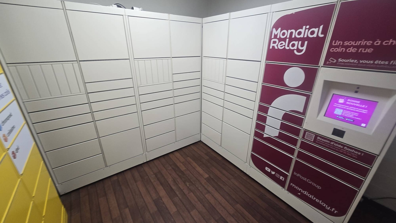 Locker Trott'Z 38100 Grenoble, 77 77 Place Docteur Gallimard, 38100 Grenoble
