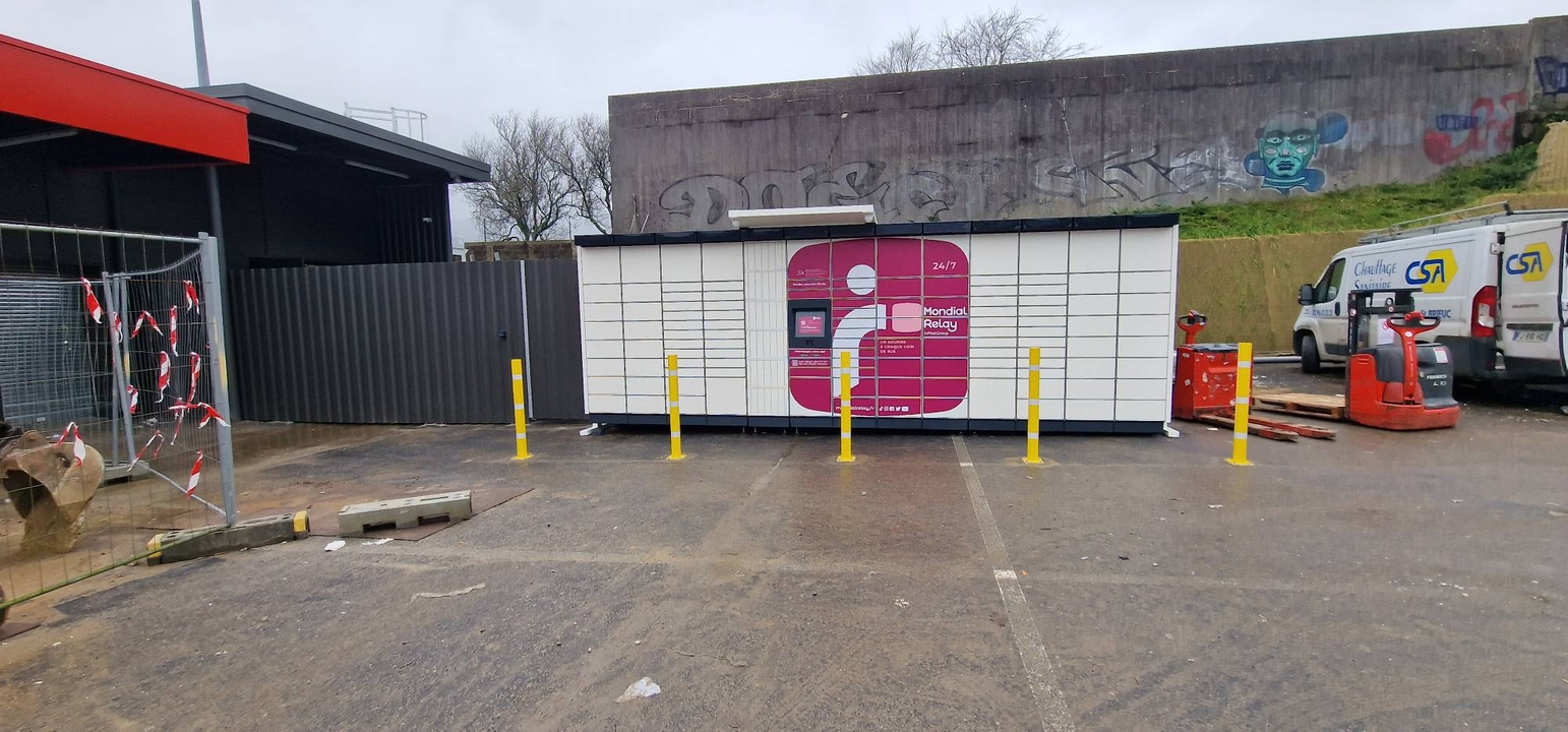 Locker 24/7 U Express 29200 Brest, 97 97 Rue Paul Masson, 29200 Brest