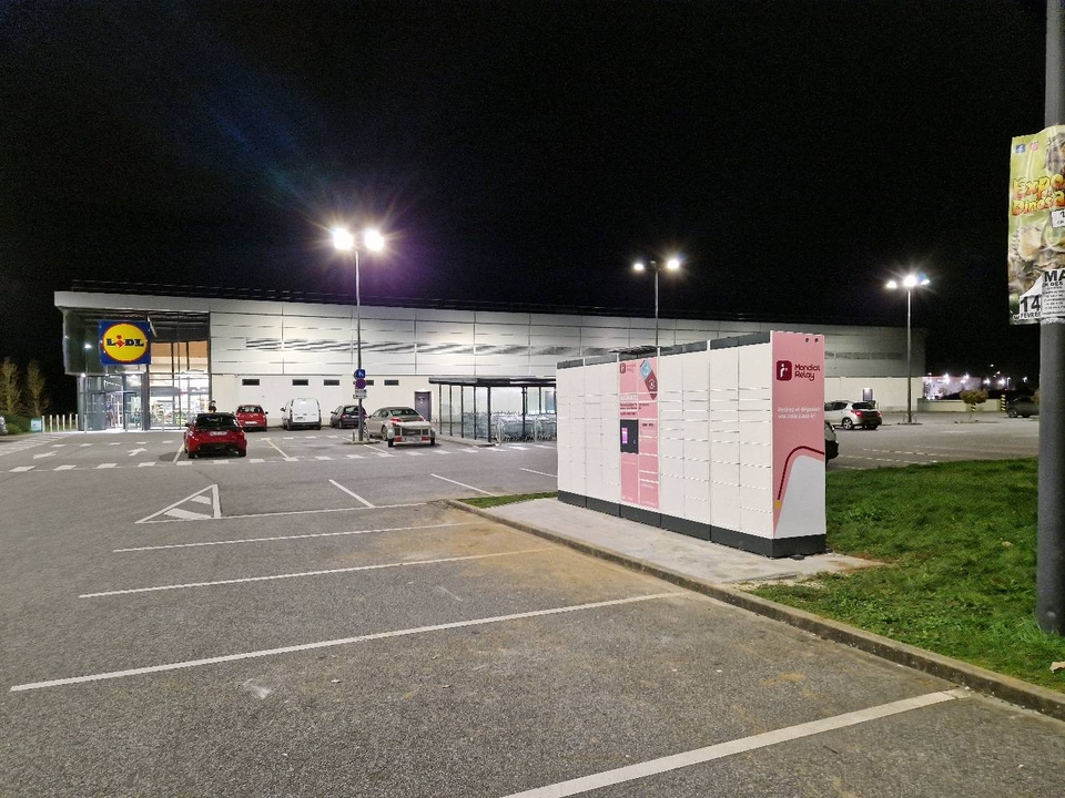 Locker 24/7 Lidl, 23 23 Route de Paris, 72530 Yvré-l'Évêque