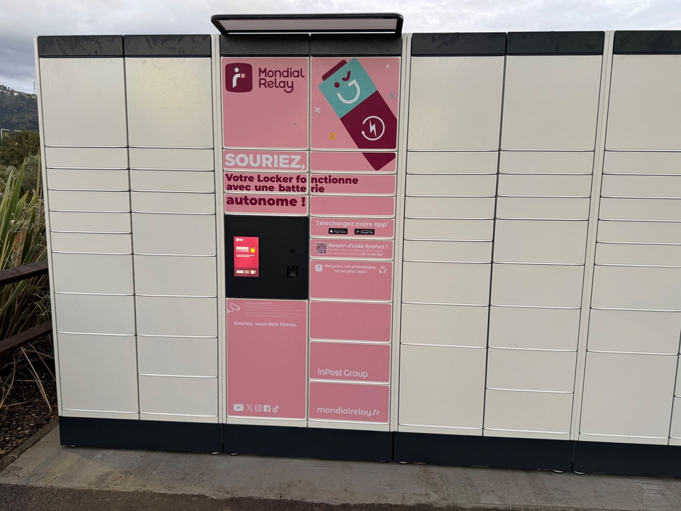 Locker Lidl 24/7, 245 245 Rte de la Baronne, 06510 Gattières