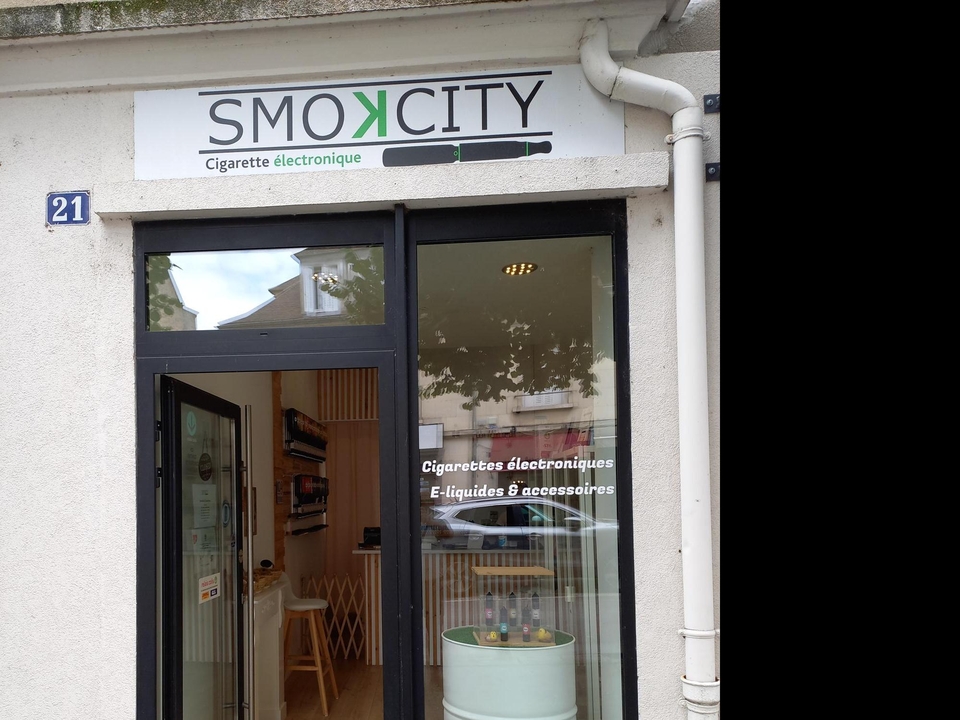 Smokcity, 21 Place du Change, 60200 Compiègne