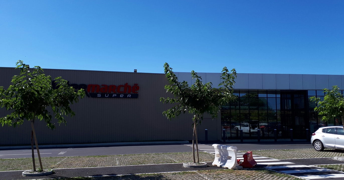 Intermarche Lisle sur Tarn, Lieudit les Rebertes, 81310 Lisle-sur-Tarn