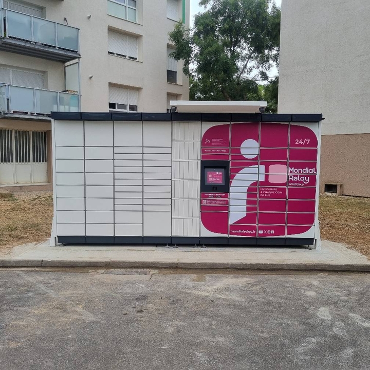 Locker 24/7 Résidence Joliot Curie Frontignan, 10 10 Avenue Pierre Curie, 34110 Frontignan