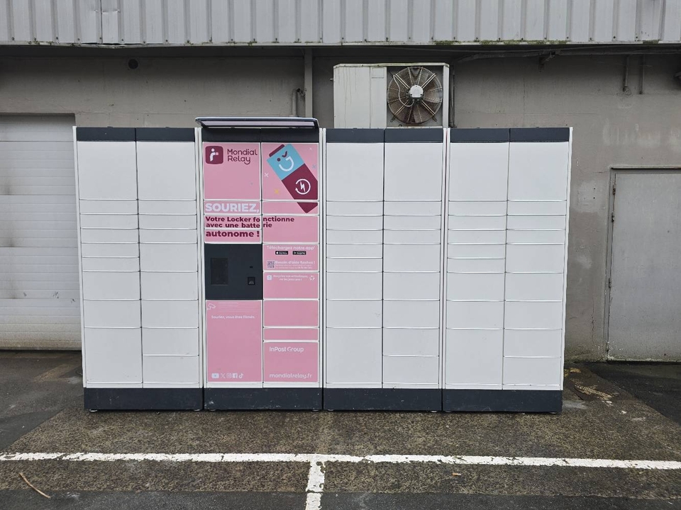 Locker 24/7 Carrefour Market, 104 104 Avenue Pasteur, 35400 Saint-Malo