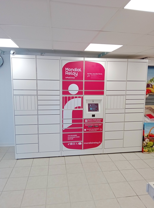 Locker Les Halles D'Yerres Batman, 86 86 Avenue Pasteur, 91330 Yerres