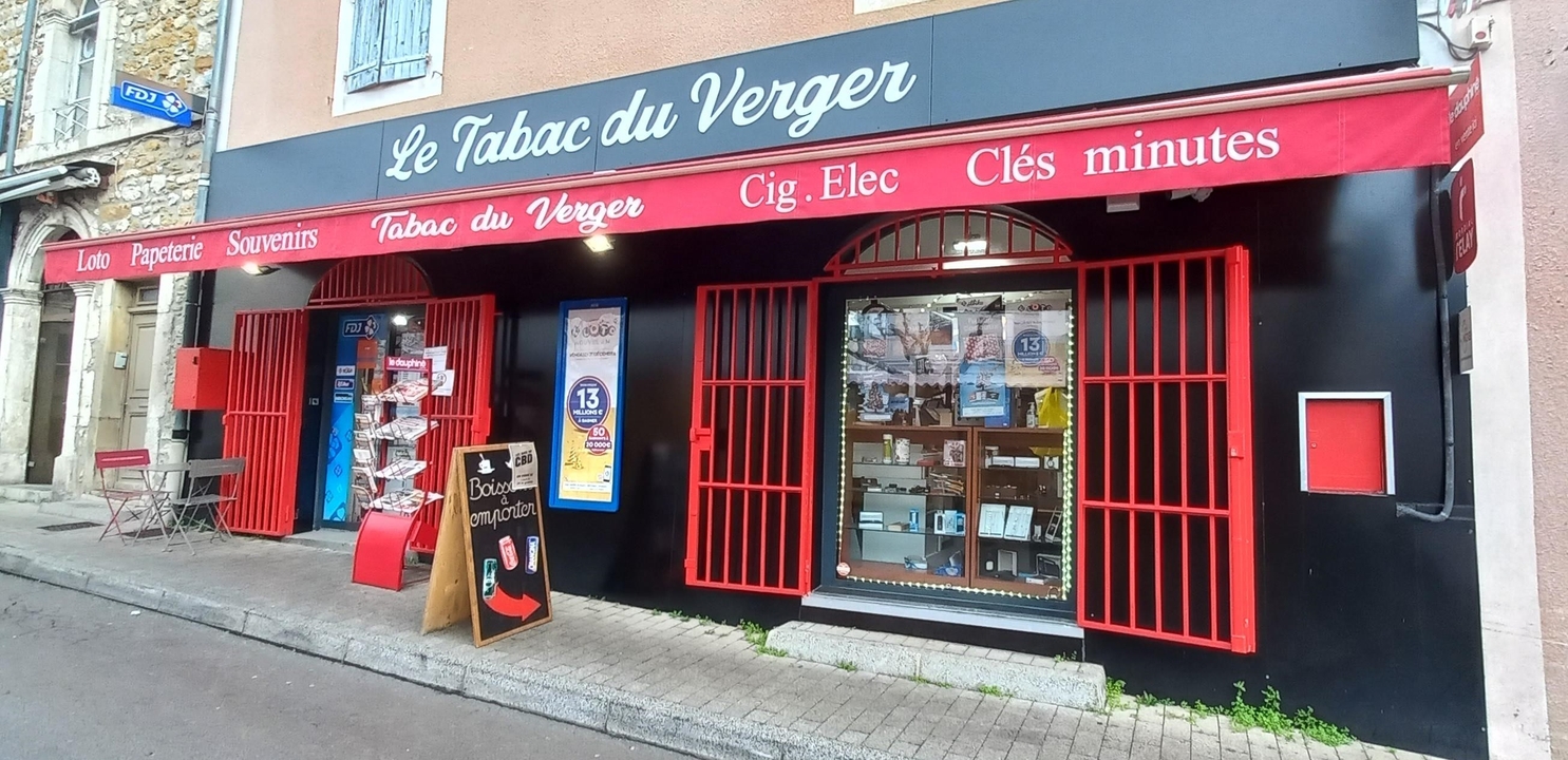 Tabac du Verger, 12 Place Armand Puaux, 07150 Vallon-Pont-d'Arc