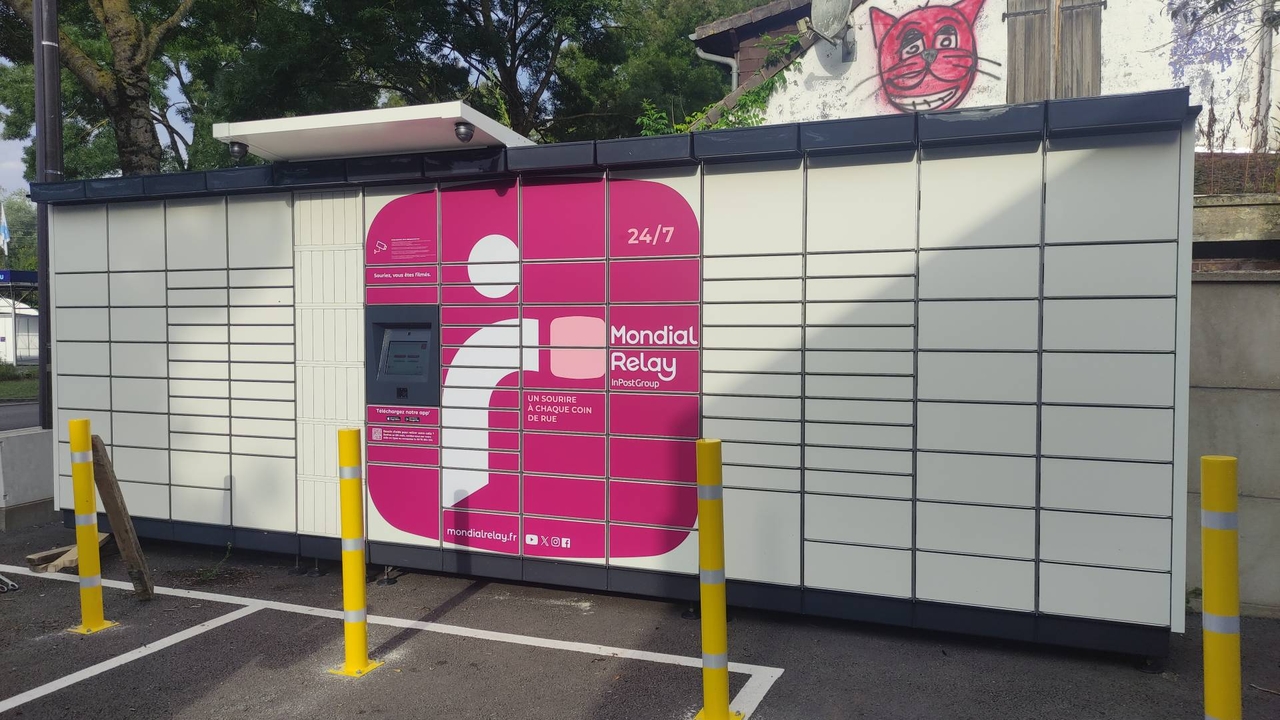 Locker 24/7 Mondial Pare-Brise 80000 Amiens, 545 545 Chaussée Jules Ferry, 80090 Amiens