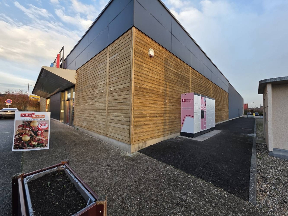 Locker 24/7 La Foir'Fouille, 40 40 Rue de Flandre, 76270 Neufchâtel-en-Bray