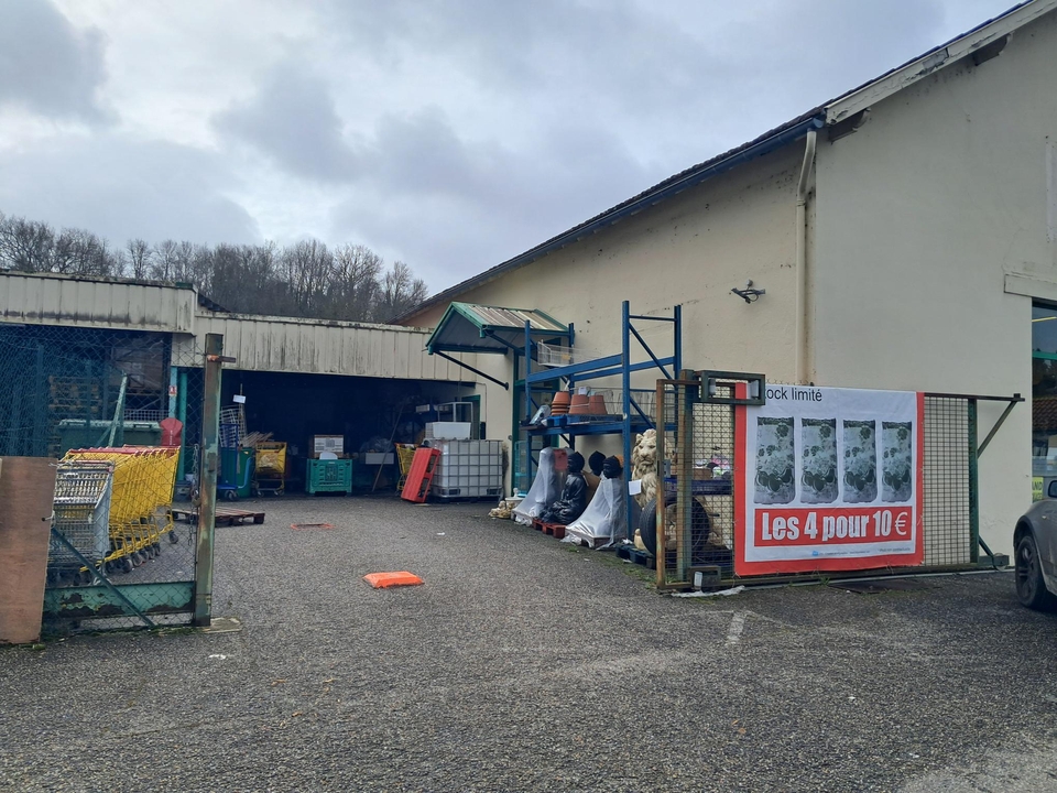Distribat 47, 23 Avenue de la Libération, 47140 Penne d'Agennais