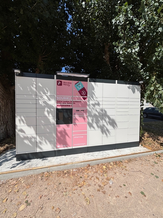 Locker 24/7 Résidence Les Jardins, 6 6 Square Albert Jouffraix, 42140 Chazelles-sur-Lyon
