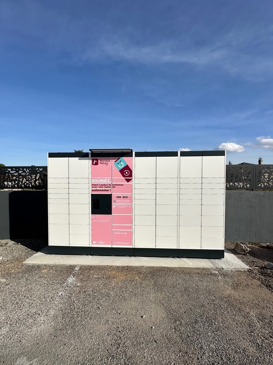 Locker Parking Rn7 24/7, 120 120 Route de Lyon, 26600 Pont-de-l'Isère
