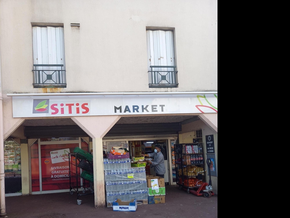 Sitis Market, 12 Place des Bouleaux, 94000 Créteil