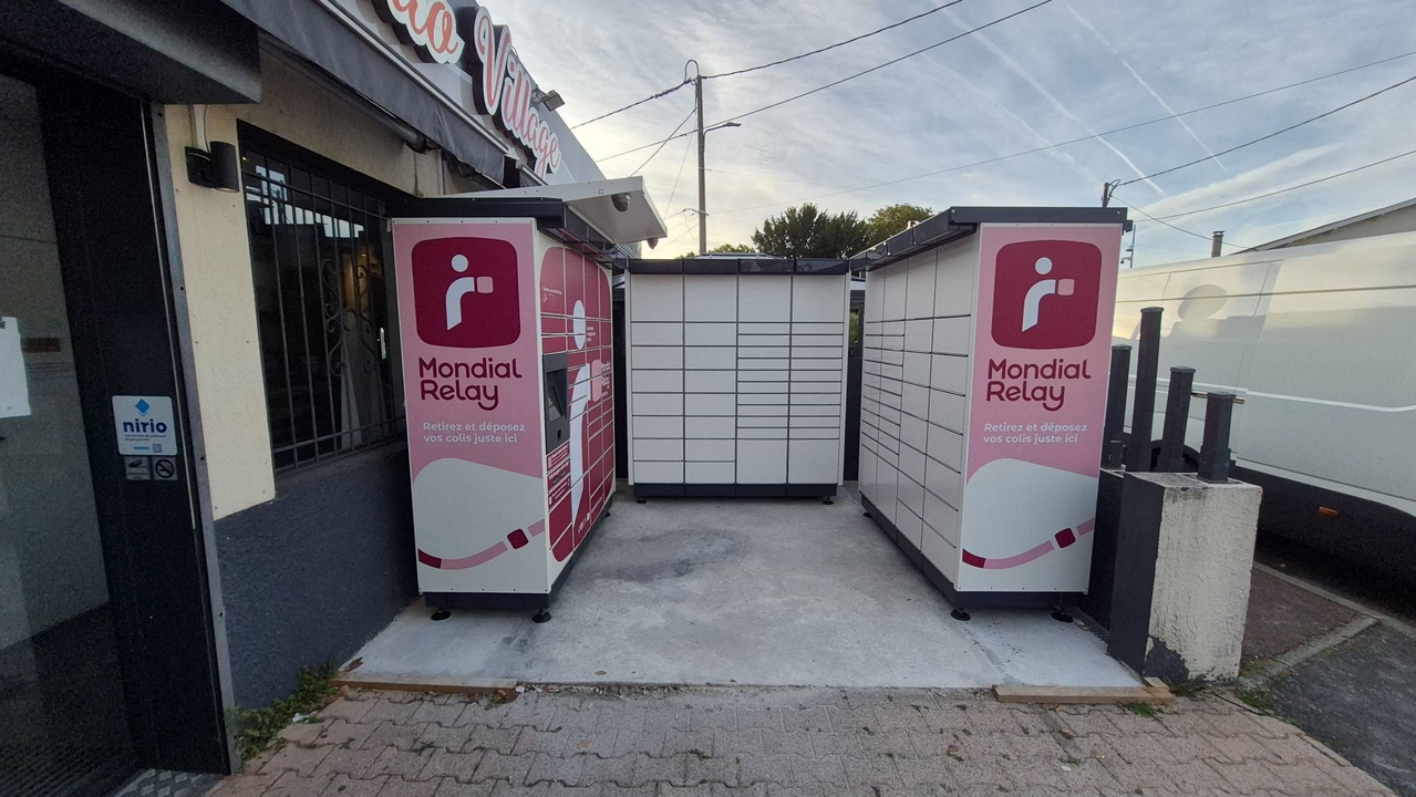 Locker 24/7 Taravao Village, 69 69bis Avenue Victor Hugo, 33700 Mérignac
