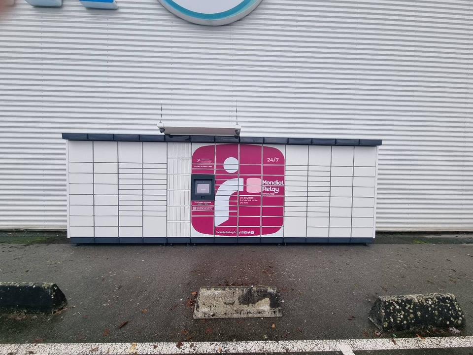 Locker 24/7 Super U Ombree d'Anjou, 5 5 Rue de la Grande Prée, 49420 Ombrée d'Anjou
