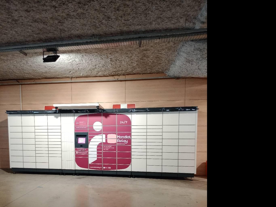 Locker 24/7 Intermarche Thonon les Bains Bains, 7 7 Rue Amedee de Foras, 74200 Thonon-les-Bains