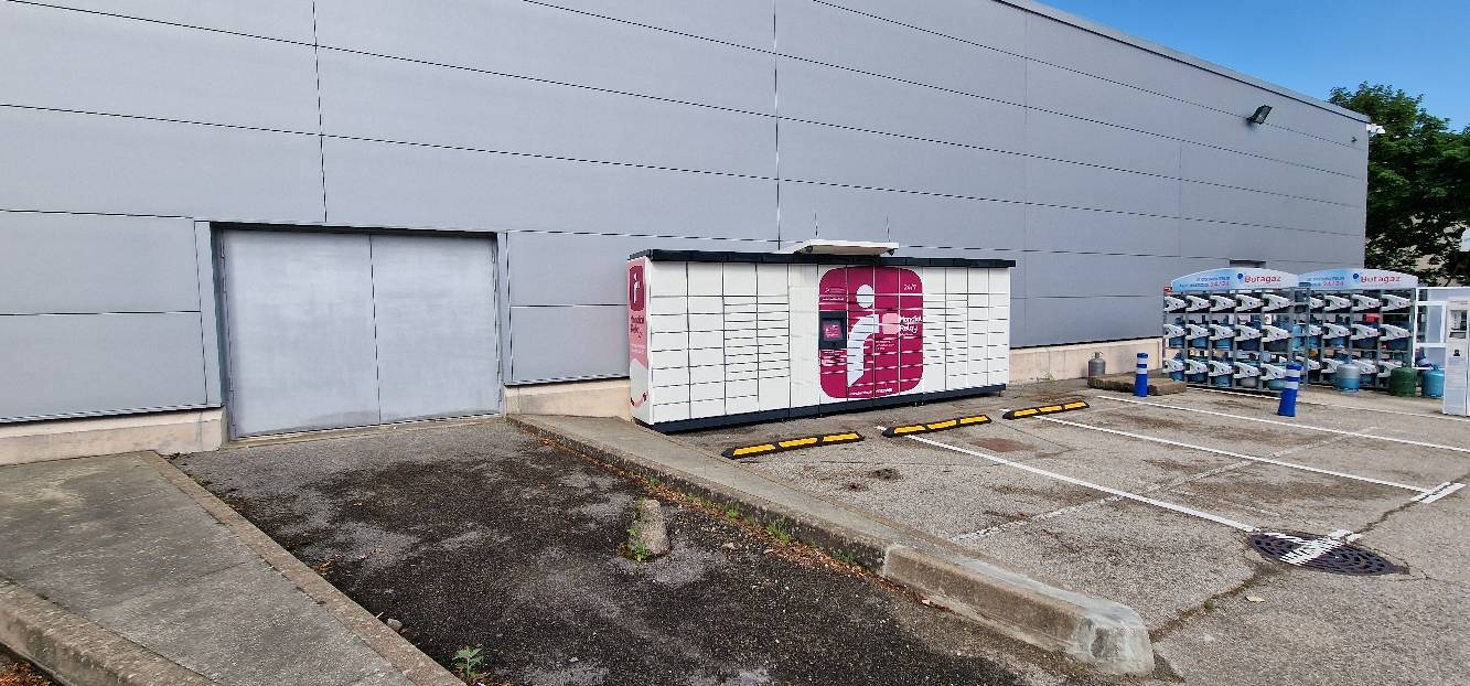 Locker 24/7 Carrefour Market Groisy, 81 81 Rue du Plot, 74570 Groisy