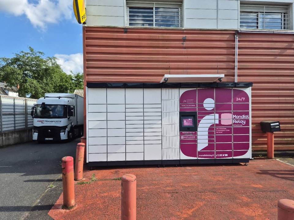 Locker 24/7 Carrefour Rt St Mesmin Orleans, 43-45 43 Avenue de Saint-Mesmin, 45100 Orléans