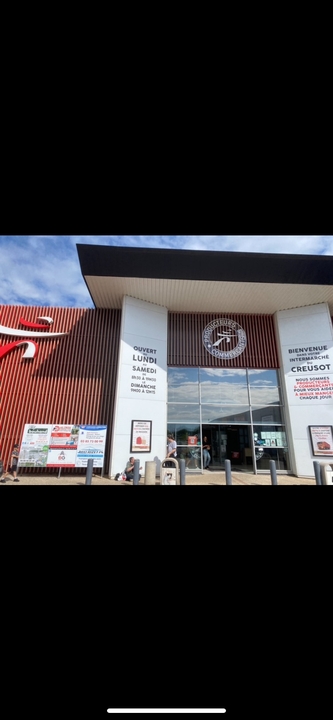 Intermarche, 3 Rue de Pologne, 71200 Le Creusot