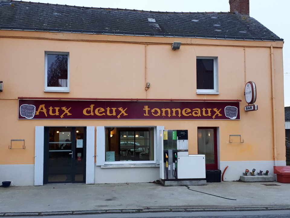 Aux Deux Tonneaux, 10 Rue de la Houssais, 44530 Notre Dame de Grace