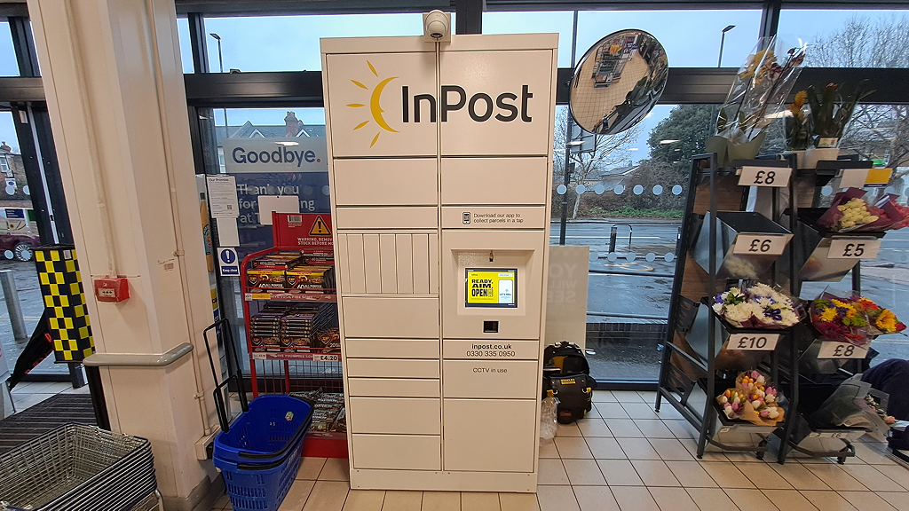 Фото поштомата від InPost: InPost UK00193003