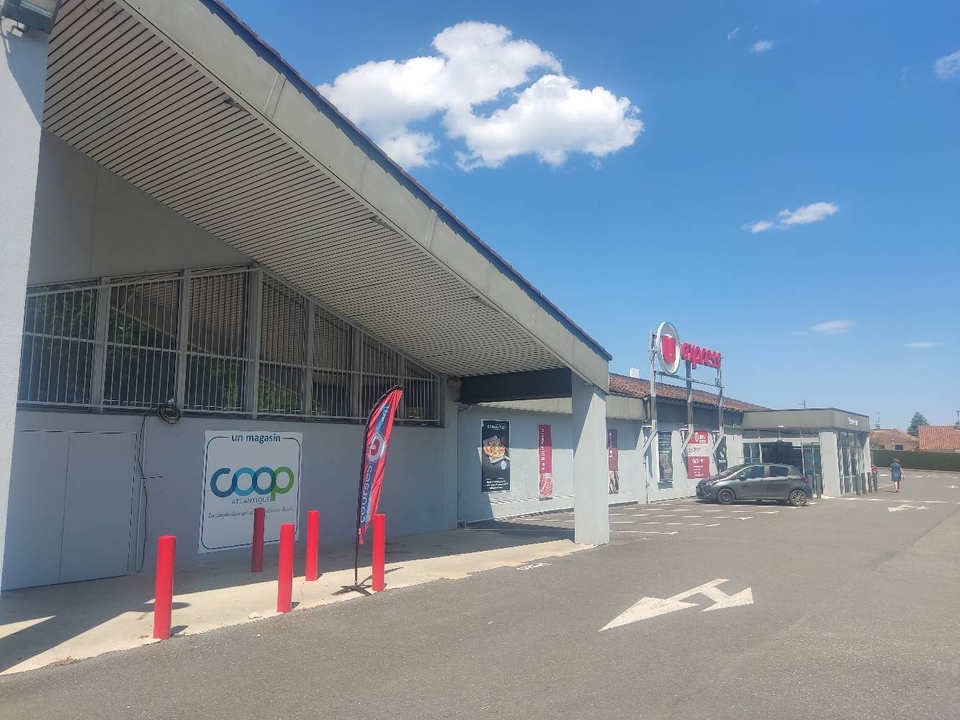 Locker 24/7 U Express Isle, 3 3 Avenue Louis Aragon, 87170 Isle