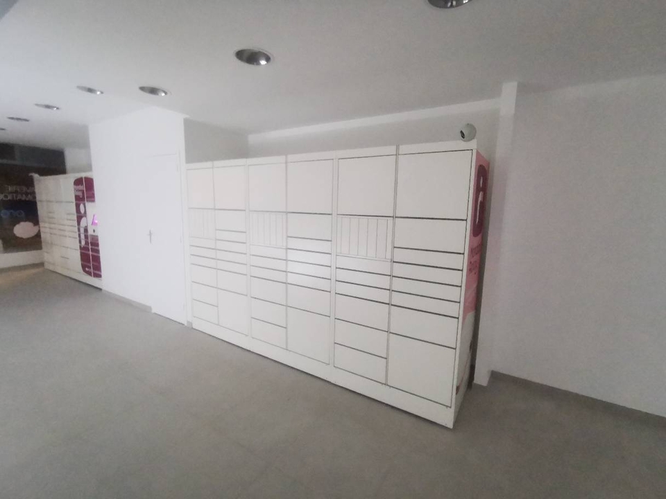 Locker LS Laverie Vitruve 7502, 98 98 Rue Vitruve, 75020 Paris