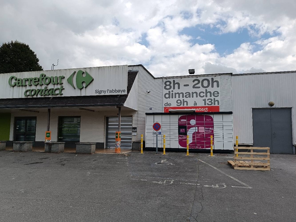 Locker 24/7 Carrefour Contact 08460 Signy-l'Abbaye, 28 Rue de Rocroi, 08460 Signy-l'Abbaye