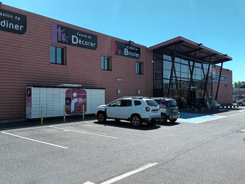 Locker 24/7 Weldom 43100 Brioude, 2 2 Rue du Reclus, 43100 Brioude