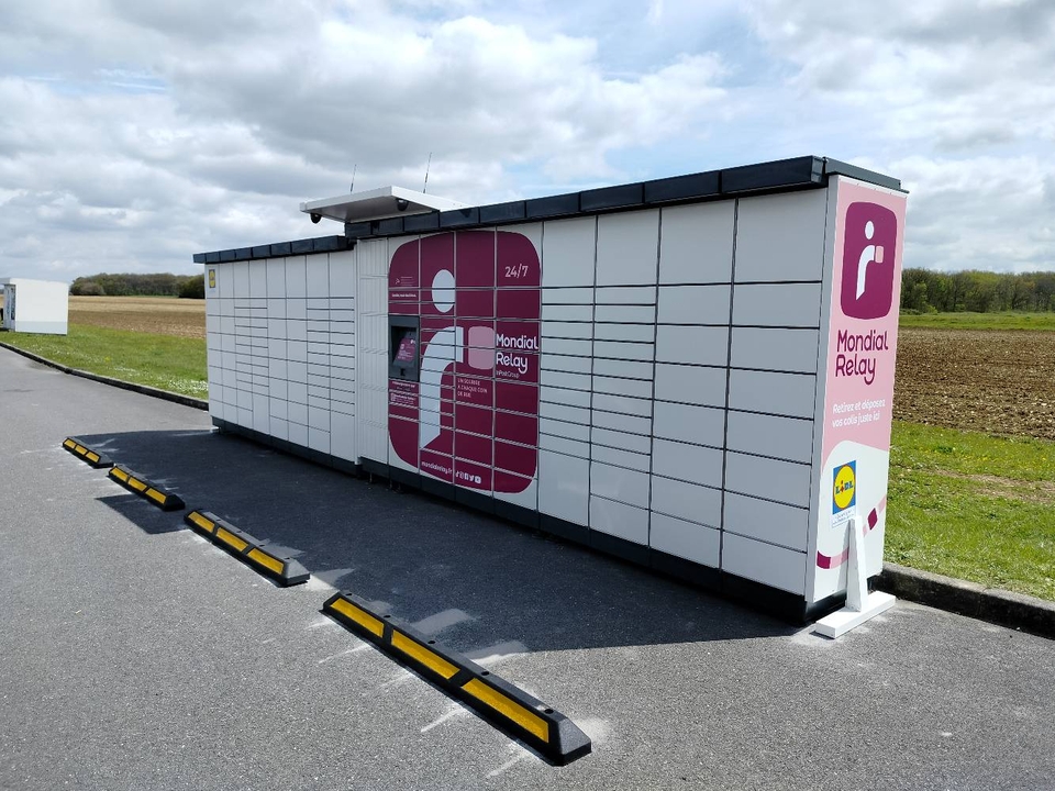 Locker 24/7 Lidl 18400 St Florent sur Cher, 2 2 Avenue Roger Boisselet, 18400 Saint-Florent-sur-Cher