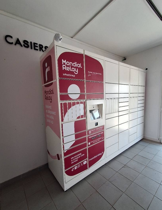 Locker 24/7 Les casiers locaux, 11 11 Bis Rue Jean Moulin, 56110 Gourin
