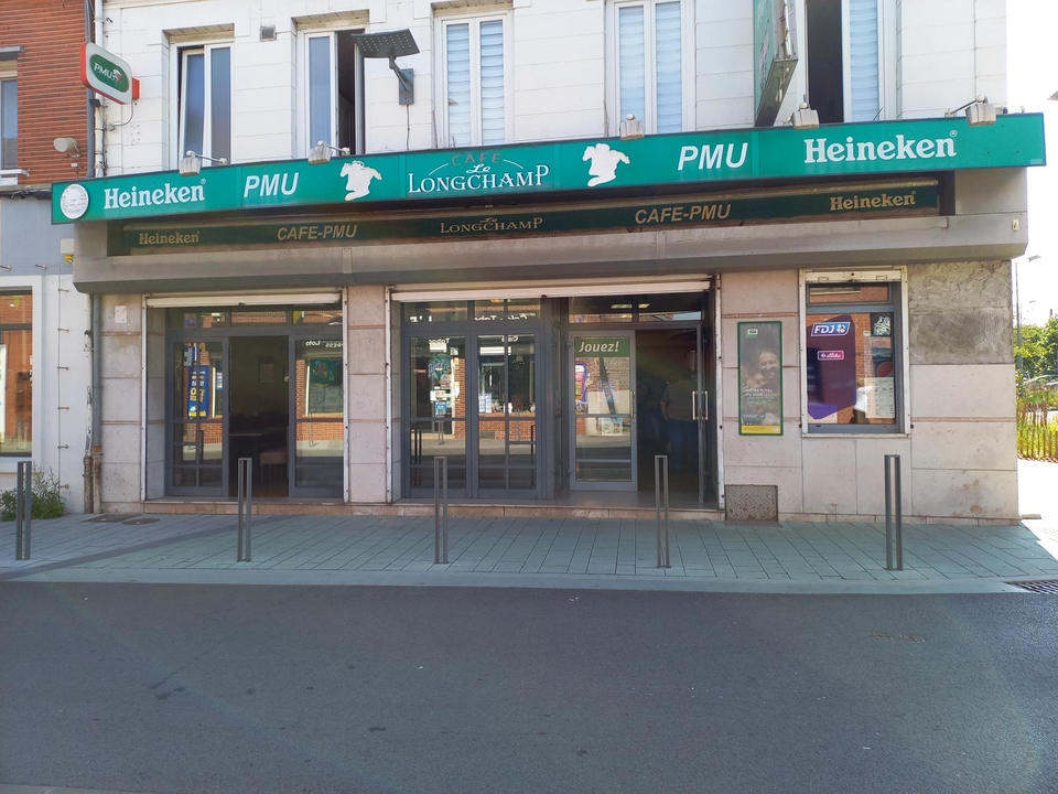 Le Longchamp, 65 Rue Suzanne Lanoy, 59490 Somain