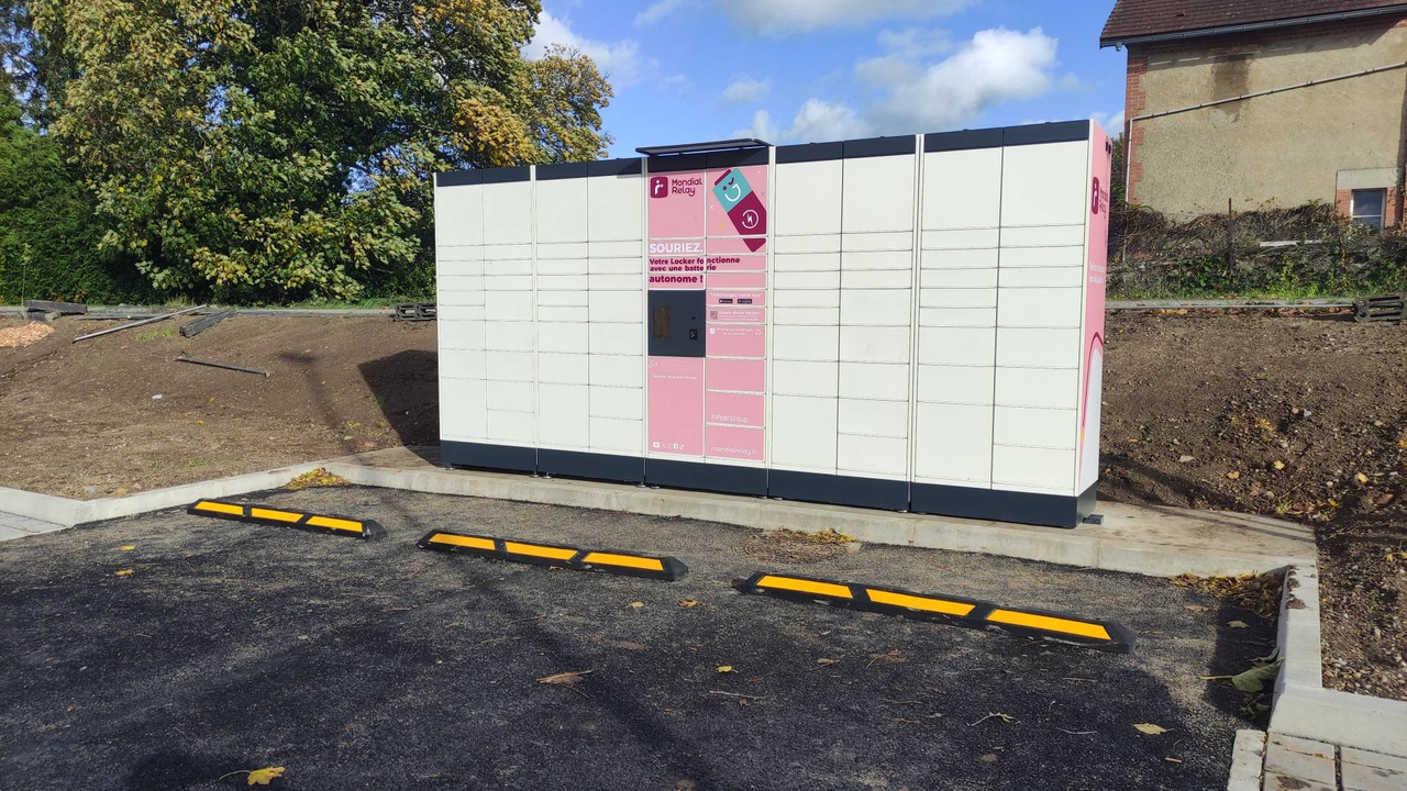 Locker 24/7 Aldi 03160 Bourbon-L'Archambault, 27 27 Avenue Emile Guillaumin, 03160 Bourbon-l'Archambault