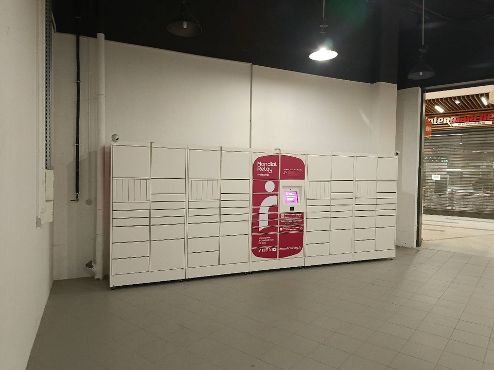 Locker Intermarche, 222 222 Place de la Capelle, 12100 Millau