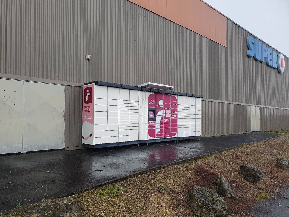 Locker 24/7 Super U Champdeniers, 50 50 Rue de la Grange Lucas, 79220 Champdeniers