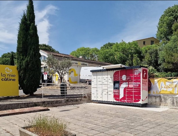 Locker 24/7 La Mie Caline, 15 22 Avenue Général Leclerc, 30400 Villeneuve-lès-Avignon