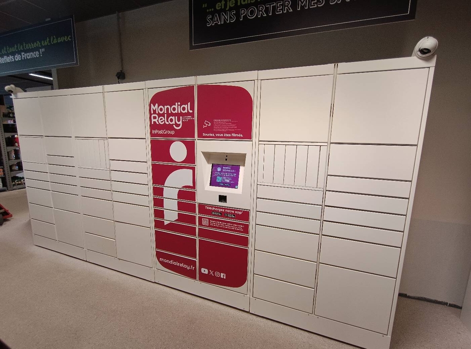 Locker Carrefour City 26300 Bourg de Peage, 8 8 Place Andrevon, 26300 Bourg-de-Péage
