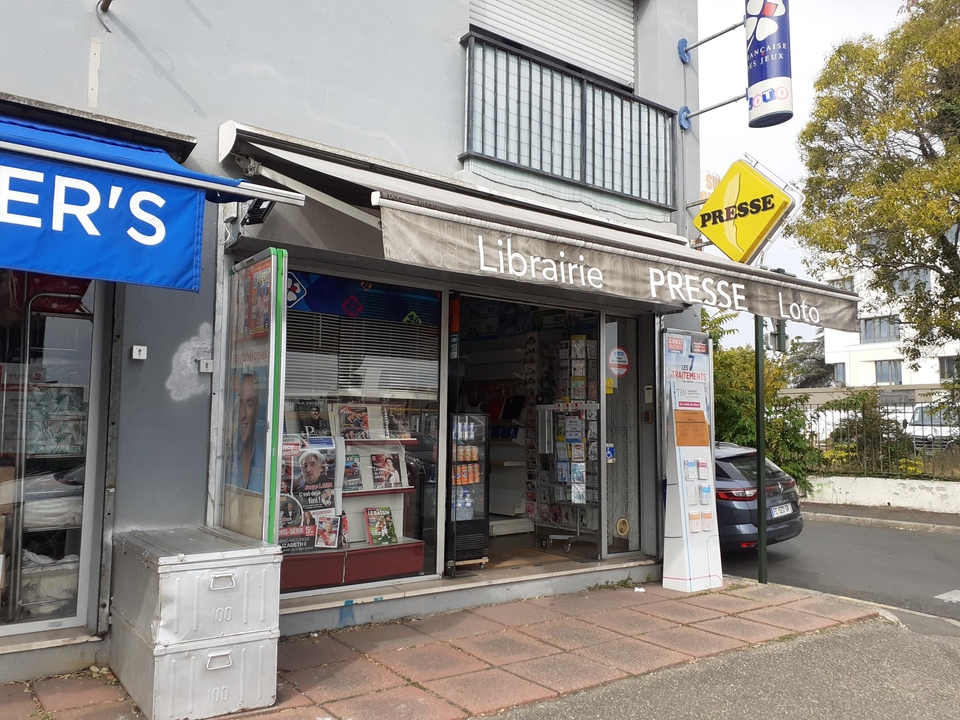 Presse Ferdinand Buisson, 21 Rue Ferdinand Buisson, 33130 Begles