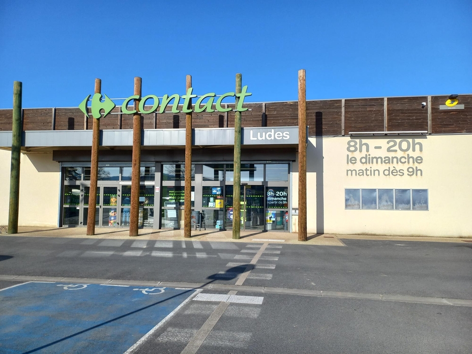 Carrefour Contact, 8 Rue de Puisieulx, 51500 Ludes