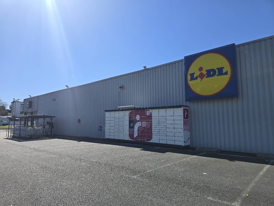 Locker 24/7 Lidl, 147 147 Avenue Léonard de Vinci, 37400 Amboise