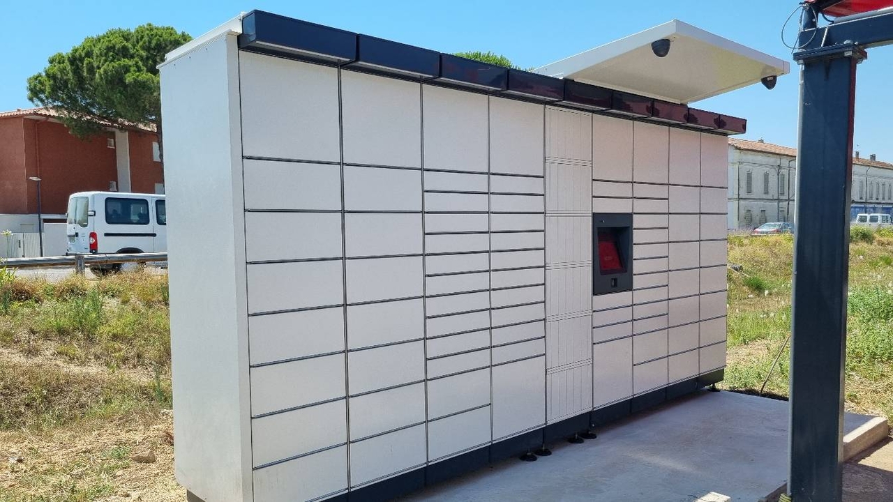 Locker 24/7 Star Wash Lunel, 100 100 Rue de l'Industrie, 34400 Lunel