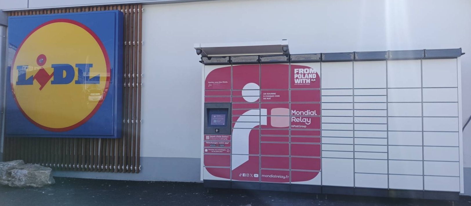 Locker 24/7 Lidl, 25 25 Chemin des Mûriers, 69310 Oullins-Pierre-Bénite